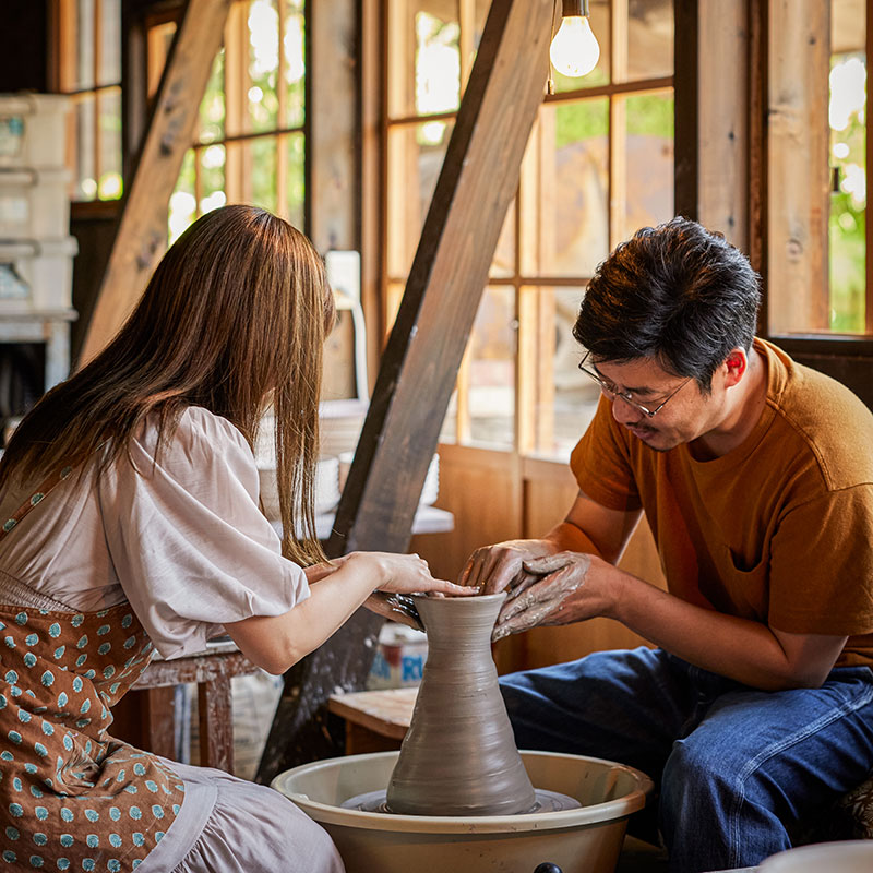 世界に一つだけの作品 
作陶体験