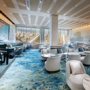 ライブミュージックが流れるラウンジ「ジャルダン」