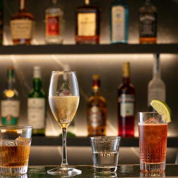 専用ラウンジでは様々な種類のドリンクをお楽しみいただけます