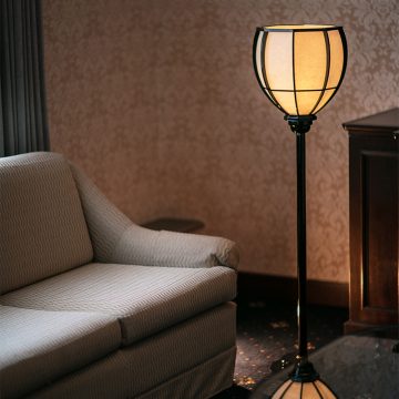 安藤商店によるライトスタンド