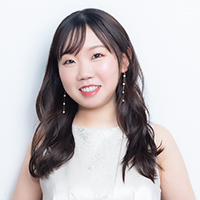 Piano: 小柳 さら
