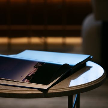 専用ラウンジでは寛ぎの時間をお過ごしいただけます