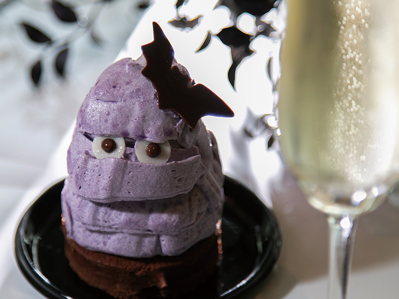 Sweets & Champagne