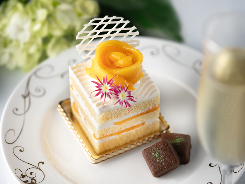 Sweets & Champagne
