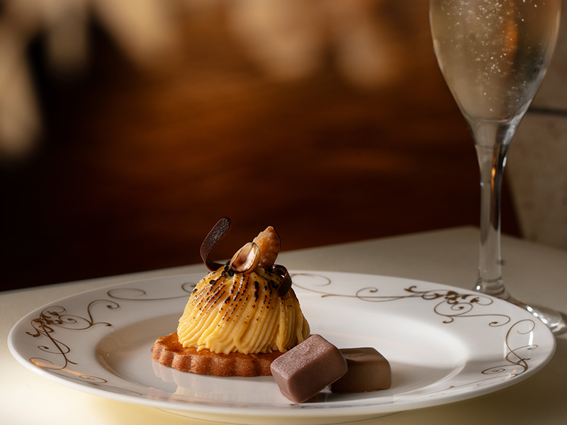 Sweets & Champagne Set