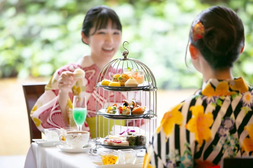 浴衣でアフタヌーンティー